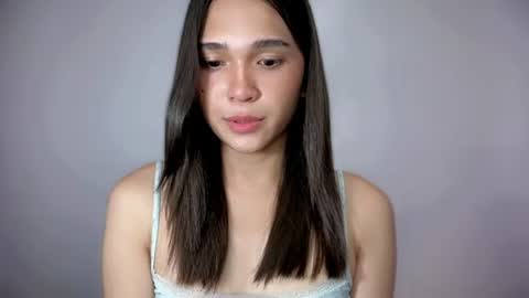 Snapshot of xairah_doux chatting on July 4, 1:23 am xairah_doux online show from July 4, 1:23 am