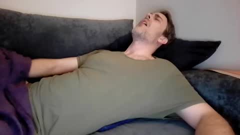 xalegarmax online show from December 14, 6:24 am