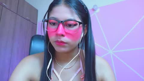 XALLYSONX online show from March 27, 11:54 am