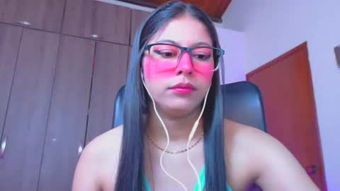XALLYSONX online show from June 17, 11:45 am