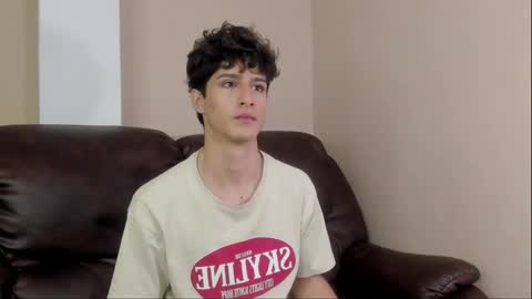 Snapshot of xam_collen chatting on December 2, 3:40 pm xam_collen online show from December 2, 3:40 pm