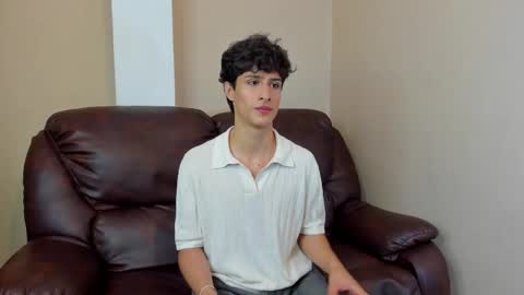 xam_collen online show from December 17, 2:45 pm