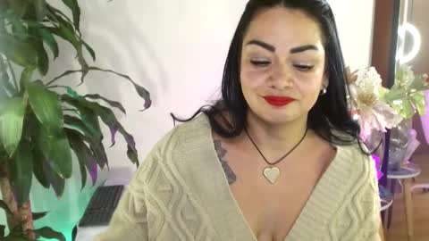 Snapshot of xamara1124 chatting on February 17, 1:58 am XAMARA1124 online show from February 17, 1:58 am