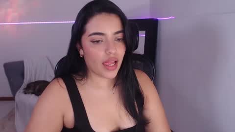 Snapshot of xambar_22x chatting on June 11, 4:32 am xambar_22x online show from June 11, 4:32 am