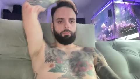 Snapshot of xamrelgneal chatting on October 11, 1:53 pm xamrelgneal online show from October 11, 1:53 pm