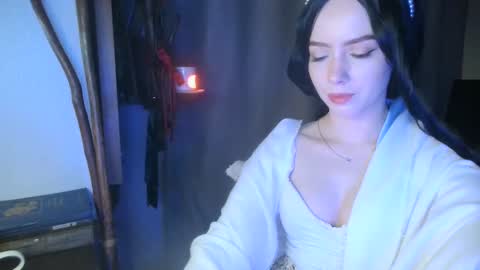 Snapshot of xan_ex chatting on February 25, 10:07 pm xan_ex online show from February 25, 10:07 pm