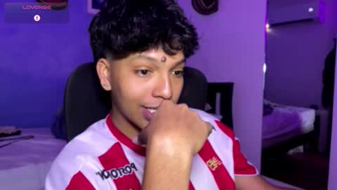 Xander bonnet online show from December 3, 4:49 pm