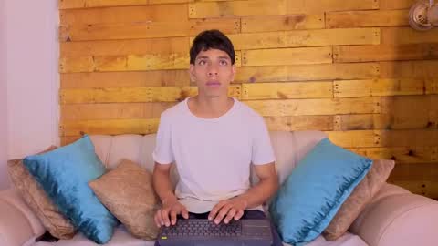 xander online show from April 21, 2:34 pm