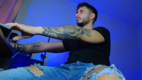 XanderCageX online show from December 1, 7:46 am