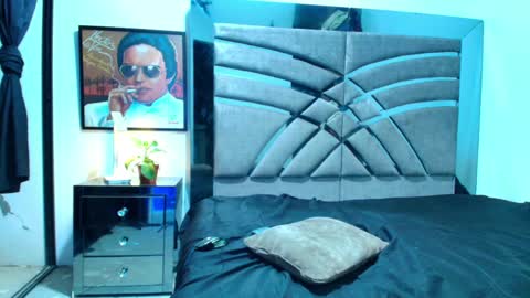 Xanderstone online show from May 28, 1:36 am