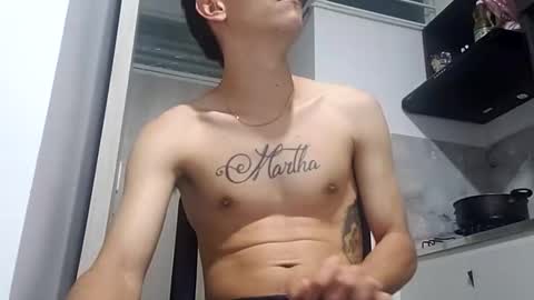 Snapshot of xandressex chatting on February 1, 7:57 am Andres online show from February 1, 7:57 am