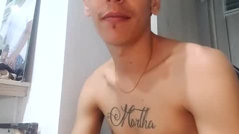 Snapshot of xandressex chatting on February 1, 10:59 am Andres online show from February 1, 10:59 am