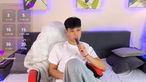 Elvin online show from March 5, 7:21 pm