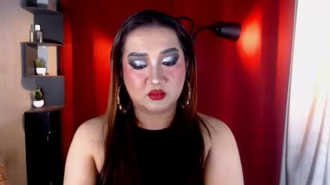 Nira   NOT INTO CHEAP GUYS  online show from March 4, 9:21 pm