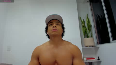 Snapshot of xavier_colleman chatting on October 23, 2:22 am Xavier online show from October 23, 2:22 am