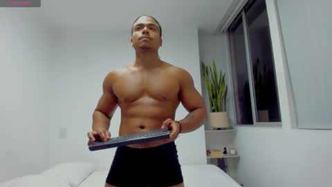 Snapshot of xavier_colleman chatting on November 1, 1:51 am Xavier online show from November 1, 1:51 am