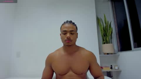 Snapshot of xavier_colleman chatting on November 9, 1:37 am Xavier online show from November 9, 1:37 am