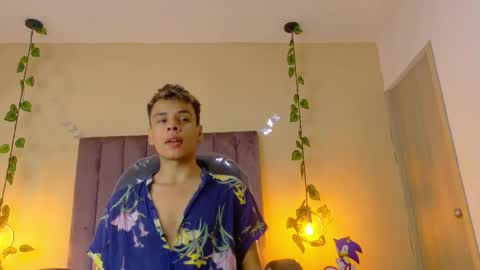 xavier fox   online show from March 15, 1:50 pm