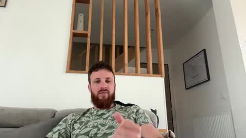 Snapshot of xavou779 chatting on March 21, 8:08 am xavou779 online show from March 21, 8:08 am