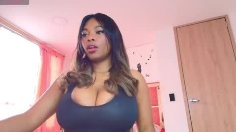 Snapshot of xayunrin chatting on February 8, 7:39 pm xayu online show from February 8, 7:39 pm