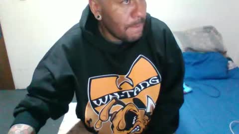 Snapshot of xbigmasterx chatting on December 20, 9:21 am xbigmasterx online show from December 20, 9:21 am
