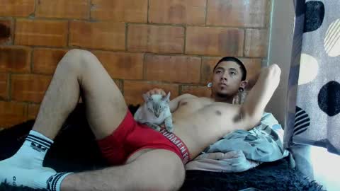 xblackandwhitexx online show from March 9, 6:11 pm