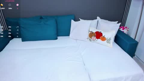 Christal online show from November 3, 8:32 pm