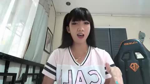 Snapshot of xdreamangel chatting on December 11, 3:35 am xdreamangel online show from December 11, 3:35 am