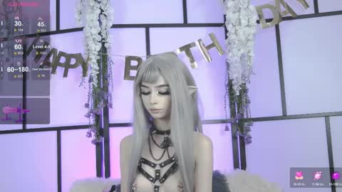 Snapshot of xenomy chatting on February 12, 8:16 am xenomy online show from February 12, 8:16 am