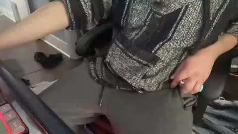 Snapshot of xevial chatting on February 20, 4:20 am xevial online show from February 20, 4:20 am