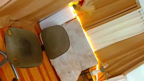 xfantasymistress online show from December 18, 5:24 am