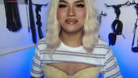 xfreyalibitina69x online show from May 9, 8:25 pm