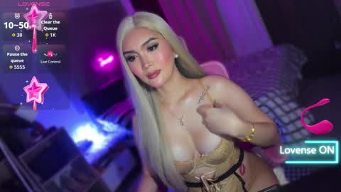 preciousxoxo  online show from March 7, 6:32 am
