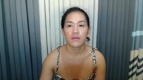 GWEN THOMPSON .......   online show from March 2, 6:27 am