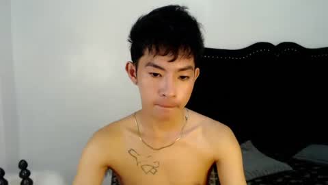 Snapshot of xian_smith12 chatting on November 24, 10:15 am Xian smith online show from November 24, 10:15 am