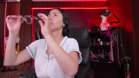 XiaQueen   I M online show from November 20, 11:32 am