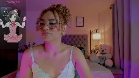 camila online show from April 28, 2:27 am