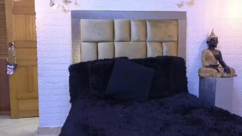 Snapshot of ximenawilliamss chatting on January 10, 11:00 am ximena online show from January 10, 11:00 am