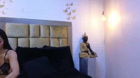 Snapshot of ximenawilliamss chatting on January 15, 6:33 am ximena online show from January 15, 6:33 am
