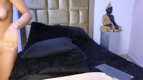 Snapshot of ximenawilliamss chatting on January 27, 8:07 am ximena online show from January 27, 8:07 am
