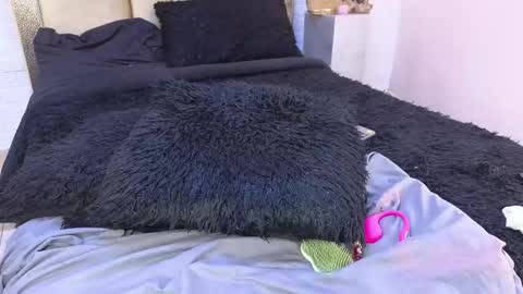 Snapshot of ximenawilliamss chatting on November 3, 11:22 am ximena online show from November 3, 11:22 am