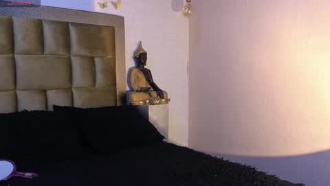 ximena online show from December 13, 9:09 pm