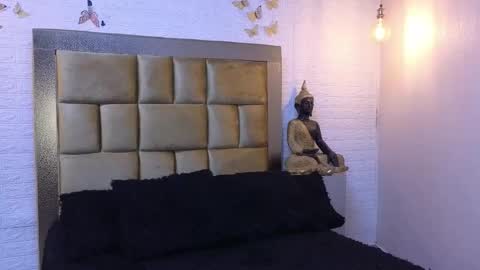 ximena online show from December 16, 8:25 pm