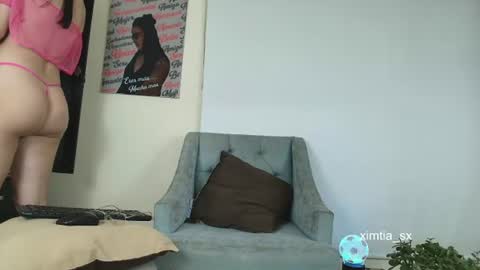 Snapshot of ximtia_xs chatting on June 16, 11:24 am ximtia online show from June 16, 11:24 am