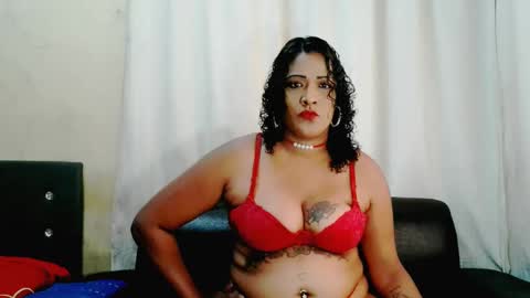 Snapshot of xindianxfireballx chatting on October 16, 8:59 am XIndianXFireBallx online show from October 16, 8:59 am