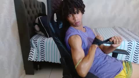 Snapshot of xion_ez chatting on September 11, 7:58 pm xion_ez online show from September 11, 7:58 pm