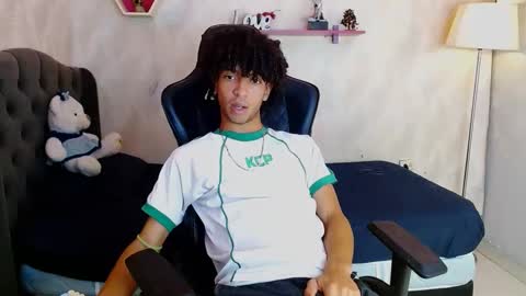 Snapshot of xion_ez chatting on October 11, 8:40 pm xion_ez online show from October 11, 8:40 pm