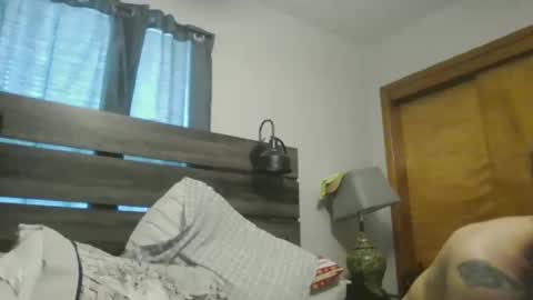 Snapshot of xjackmehoffsluts chatting on March 19, 3:27 pm The 1 and only online show from March 19, 3:27 pm