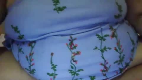 Snapshot of xjuicytits chatting on November 26, 3:07 am xjuicytits online show from November 26, 3:07 am