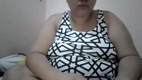 Snapshot of xjuicytits chatting on May 26, 11:34 pm xjuicytits online show from May 26, 11:34 pm